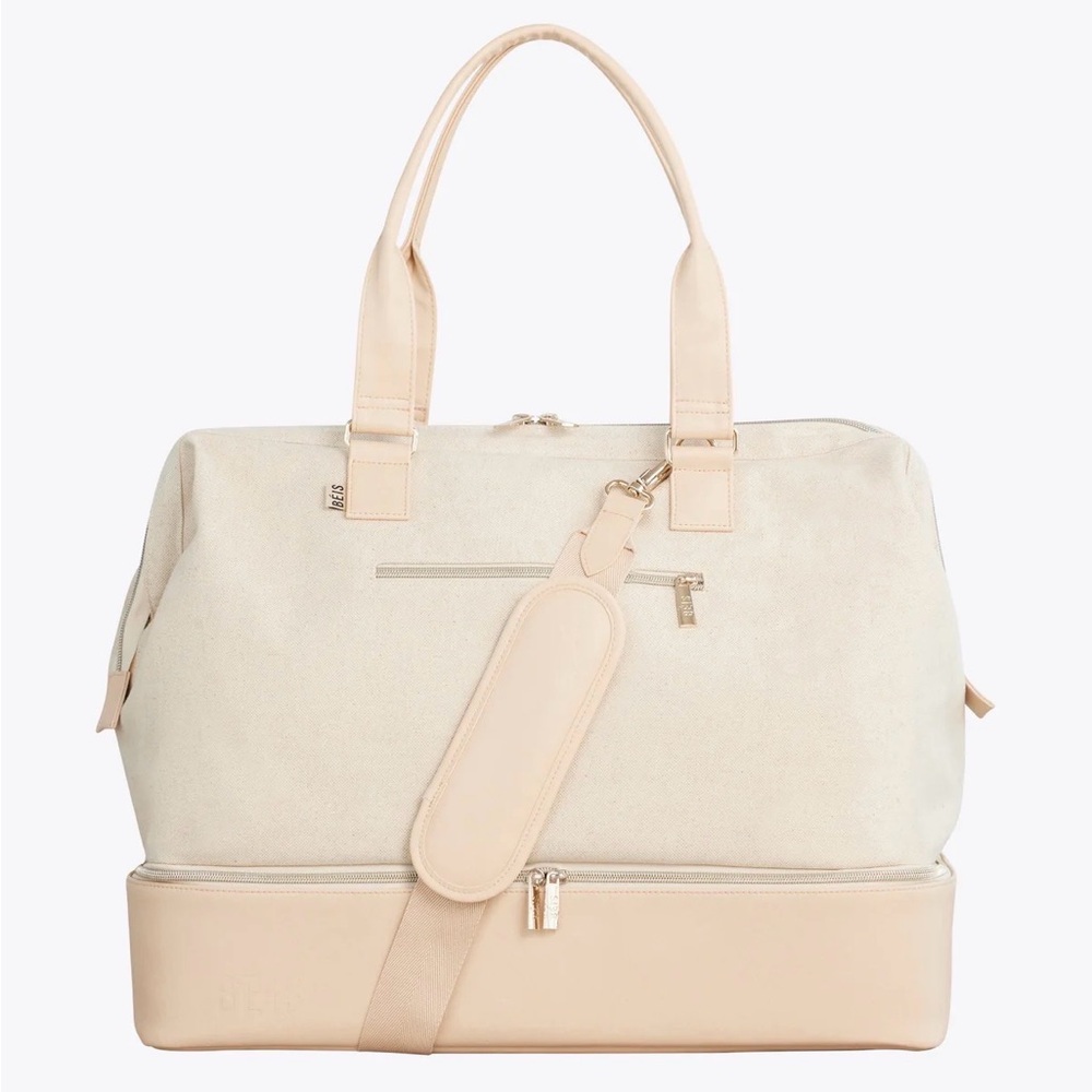 NEW IN BOX BEIS Cream Weekender Bag